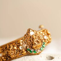 SHREE MAYURA TEMPLE BANGLE