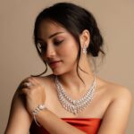 PRIMROSE NECKLACE SET