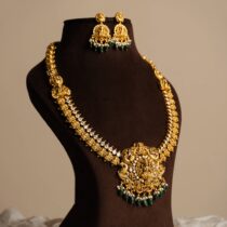 MAHALAKSHMI VAIBHAV HAAR SET