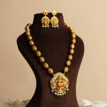 SHRIVATSA HAAR SET
