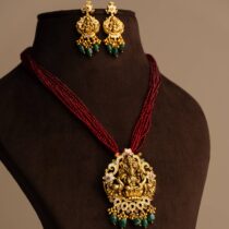 SHREELEKHA PENDANT SET