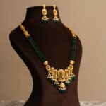 SHRINAYA HAAR SET