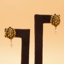 CHARULIKA EARRINGS