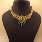 SHREELAYA NECKLACE