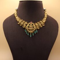 SHREELAYA NECKLACE
