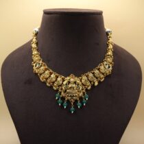 SHAILVYA NECKLACE