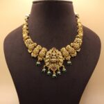 LAKSHVINI NECKLACE