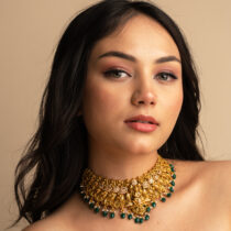 CHOKER