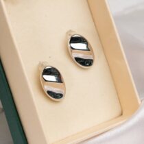 ELVIORA EARRINGS