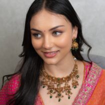 YAUVANI NECKLACE SET