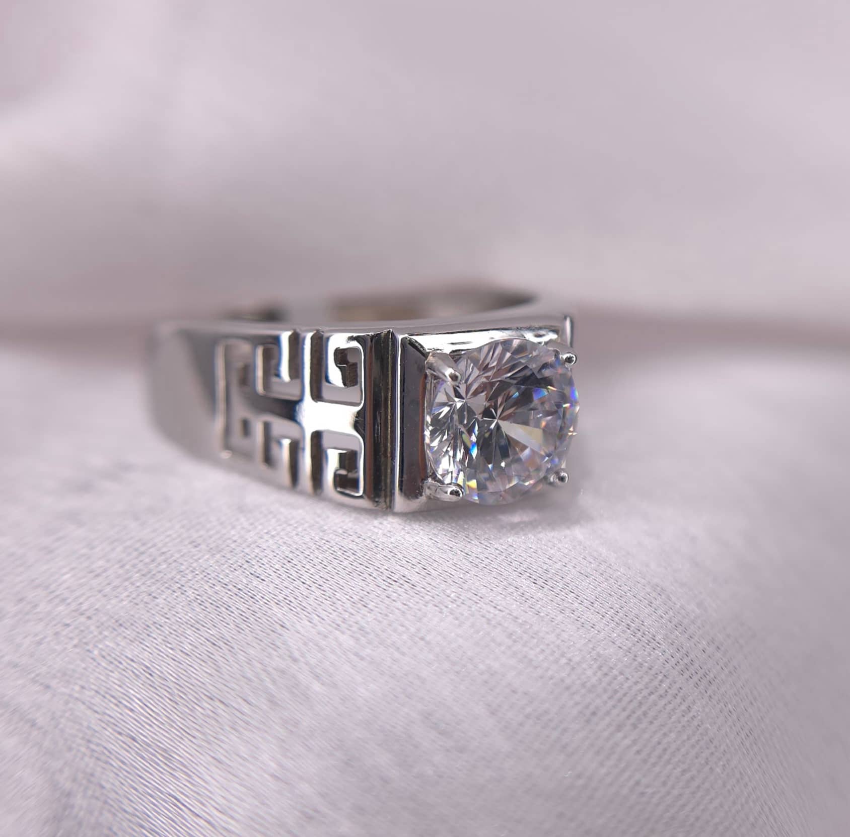 AVERDAN RING