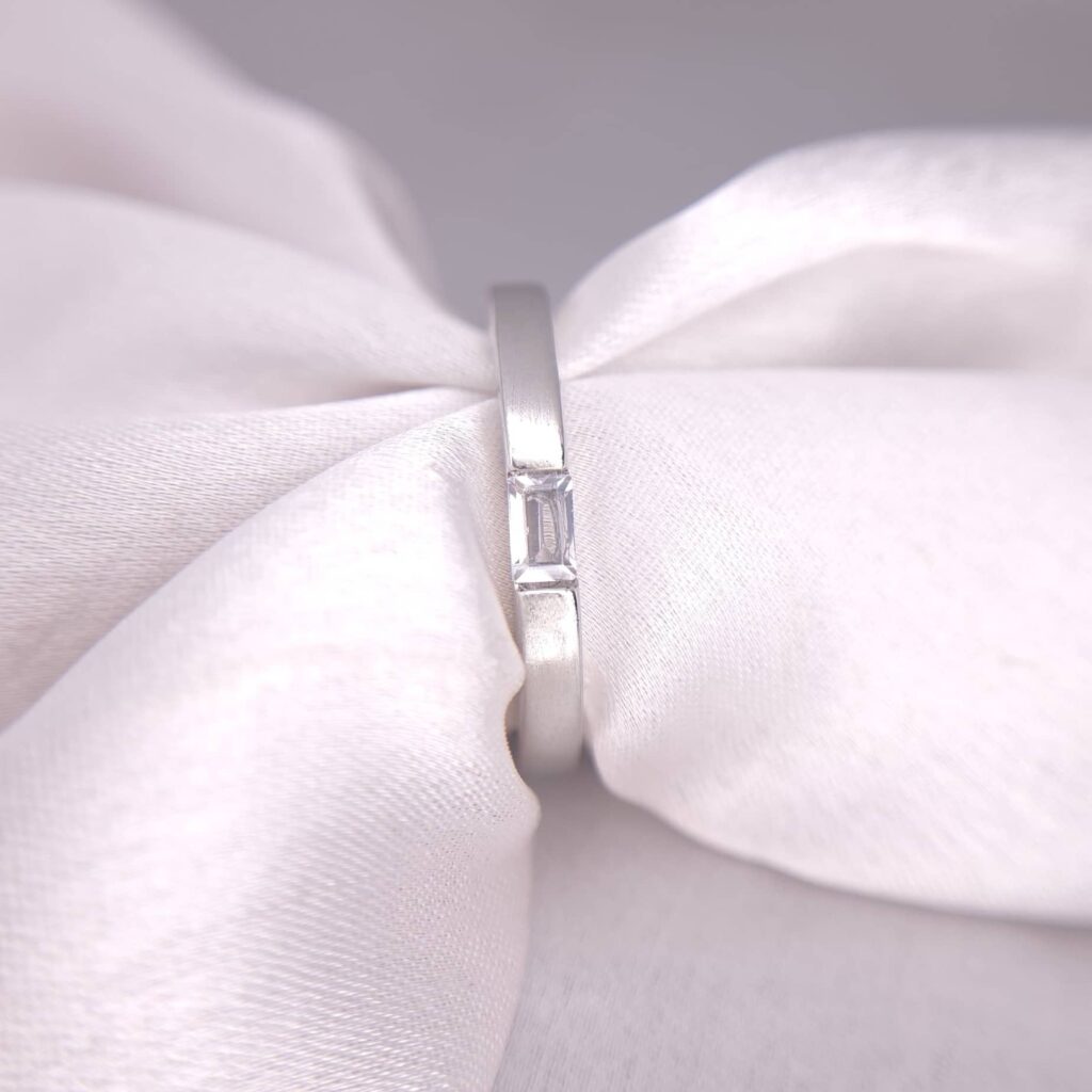 ELVARION RING