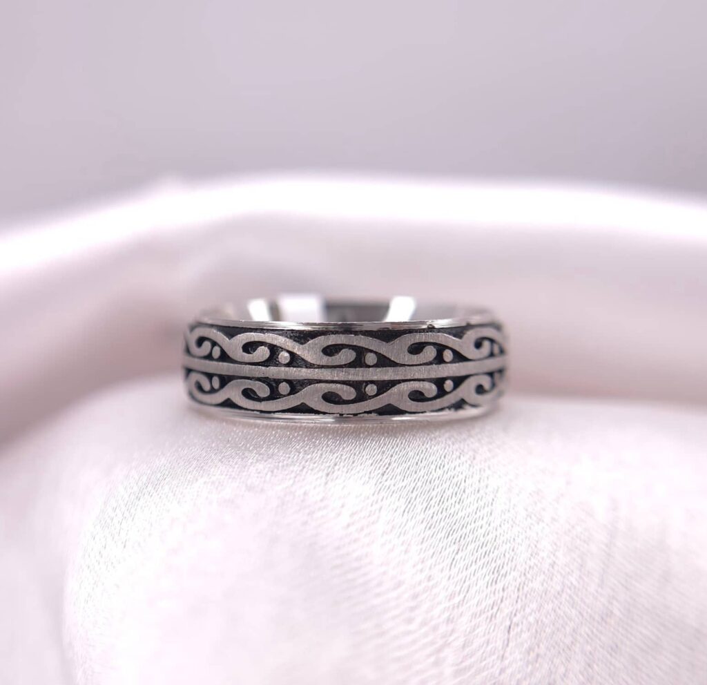 SAARVETH RING