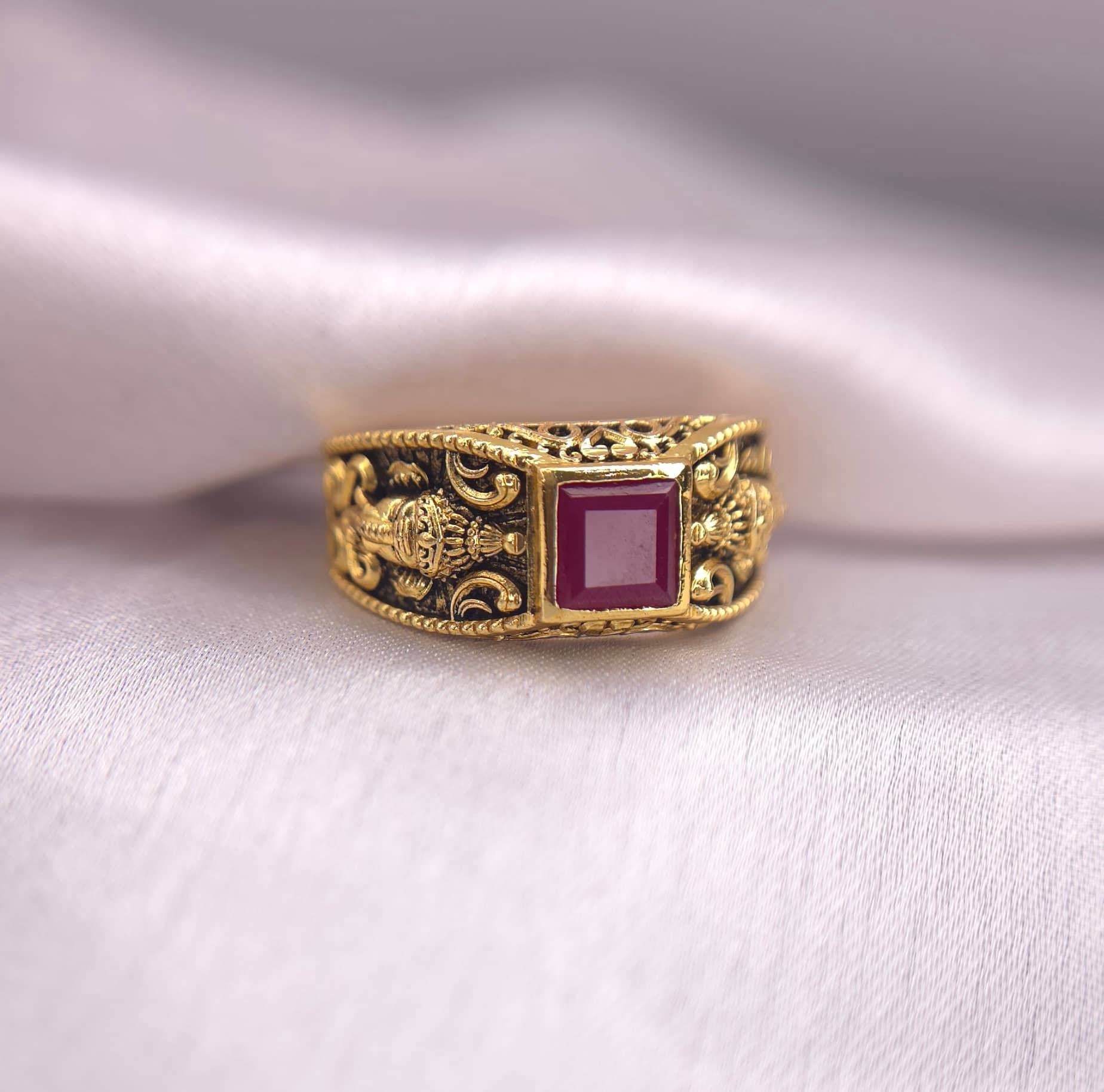 RAKTANSH RUBY GENTS RING